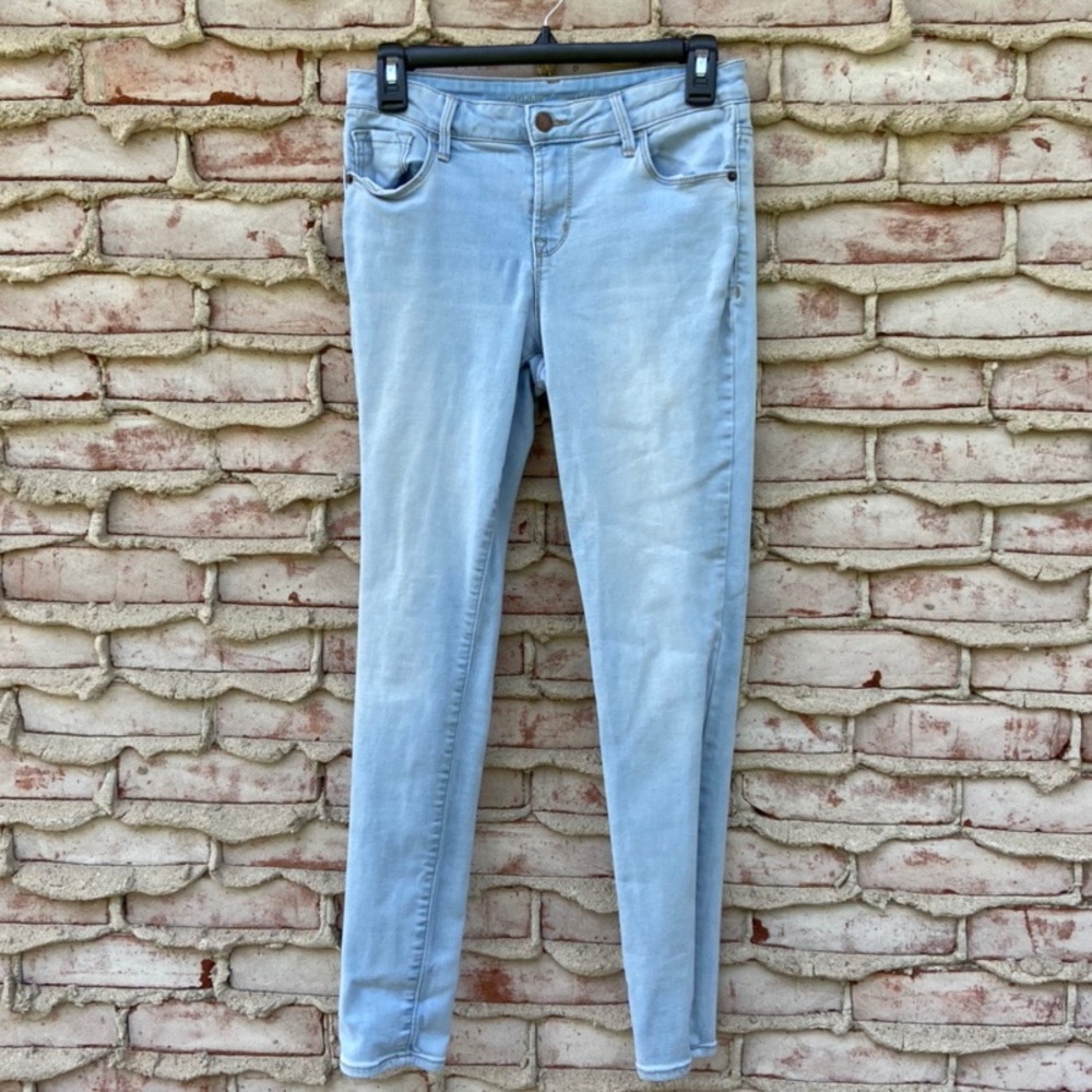 Light-Wash Rockstar Jeans